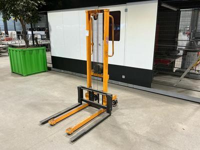 Imagen general de 2007 WS50 Hand pallet stacker
